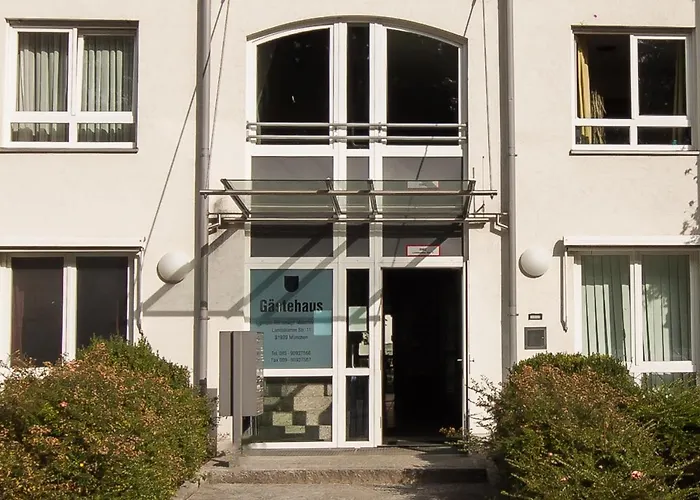 住宿加早餐酒店 Gastehaus Olympia Reitanlage Munchen-riem *