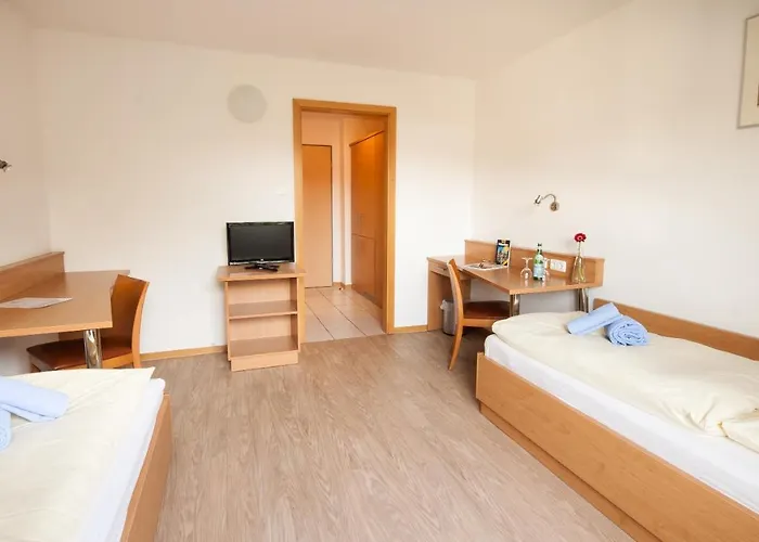 Bed & Breakfast Gastehaus Olympia Reitanlage Munchen-riem *